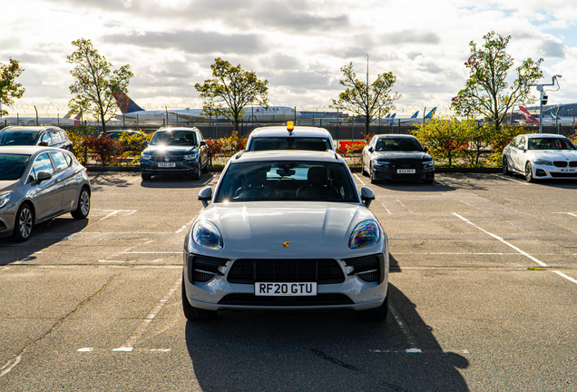 Porsche 95B Macan GTS MkII