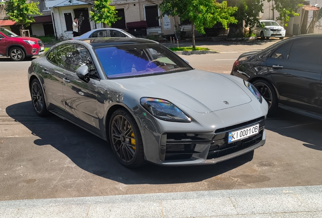 Porsche 972 Panamera Turbo S E-Hybrid