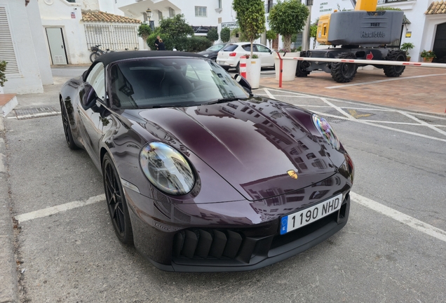 Porsche 992 Carrera 4 GTS Cabriolet MkII