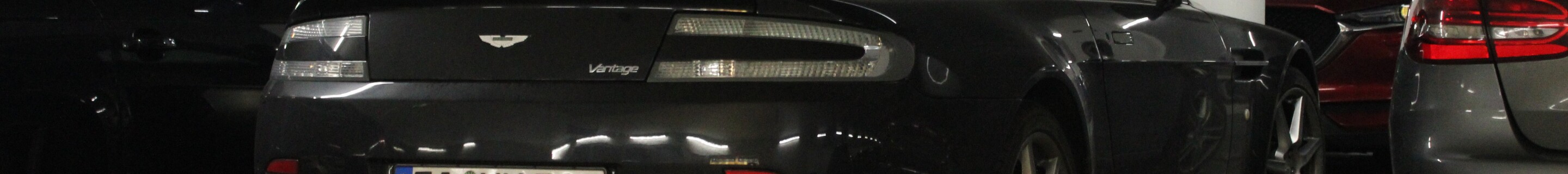 Aston Martin V8 Vantage