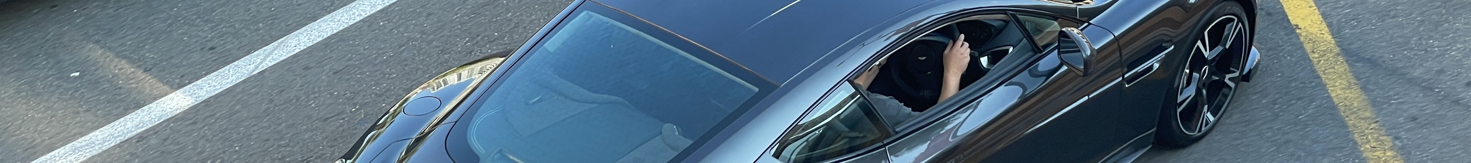 Aston Martin Vanquish S 2017