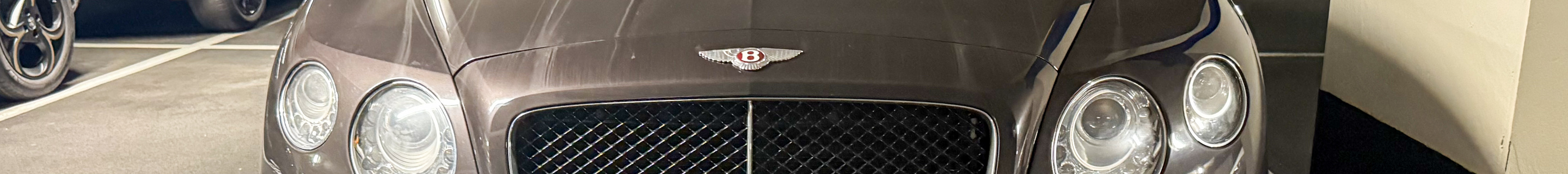 Bentley Continental GTC V8