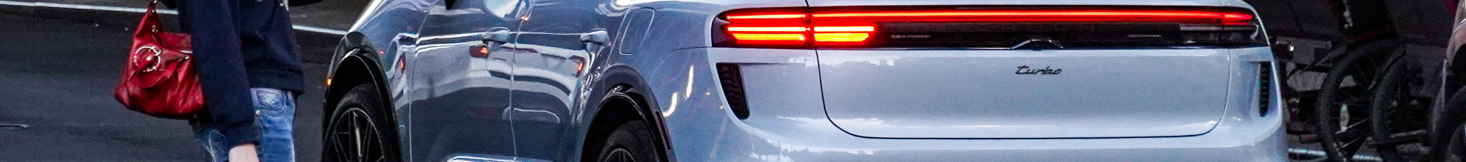 Porsche Macan EV Turbo