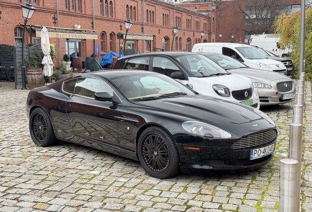 Aston Martin DB9
