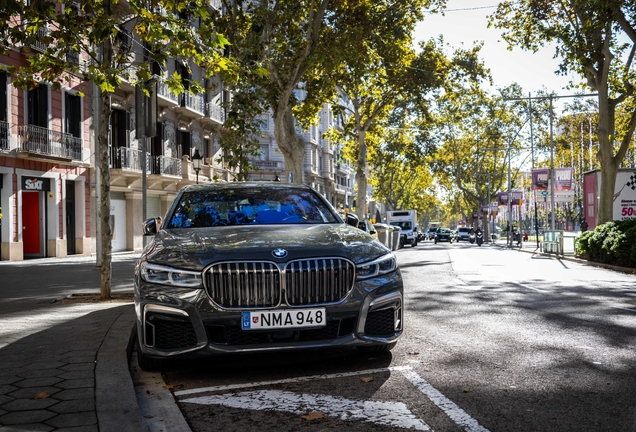 BMW M760Li xDrive 2019