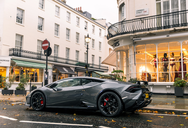 Lamborghini Huracán LP640-2 Tecnica