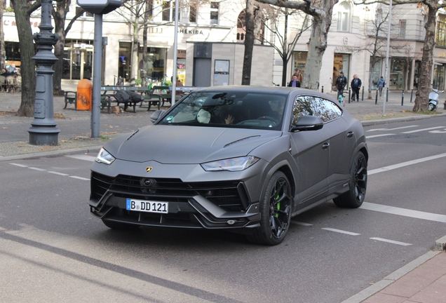 Lamborghini Urus Performante