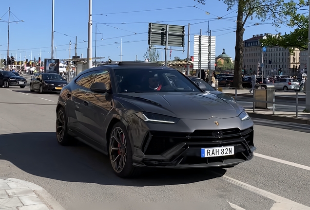 Lamborghini Urus Performante