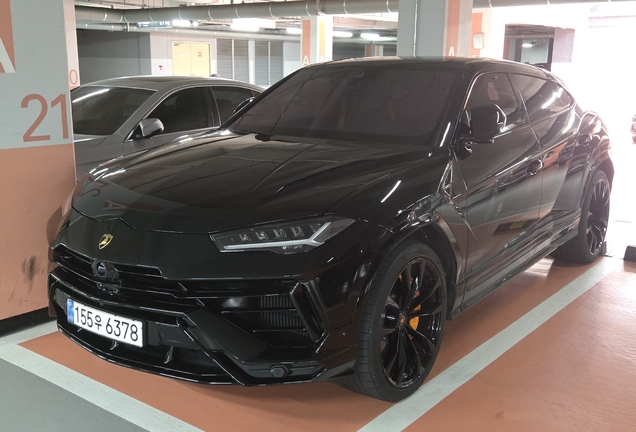 Lamborghini Urus S
