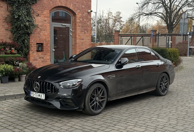Mercedes-AMG E 63 S W213 2021