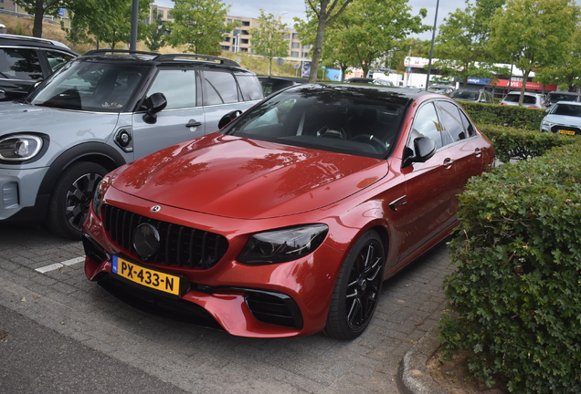 Mercedes-AMG E 63 S W213