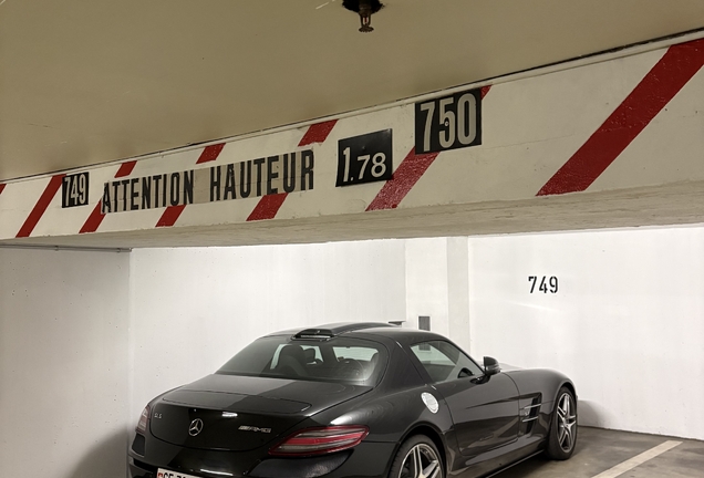 Mercedes-Benz FAB Design SLS AMG Gullstream