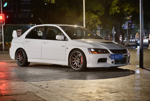 Mitsubishi Lancer Evolution IX GSR