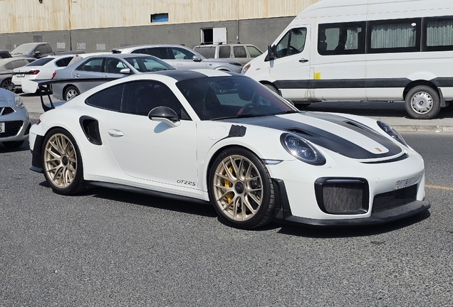 Porsche 991 GT2 RS Weissach Package