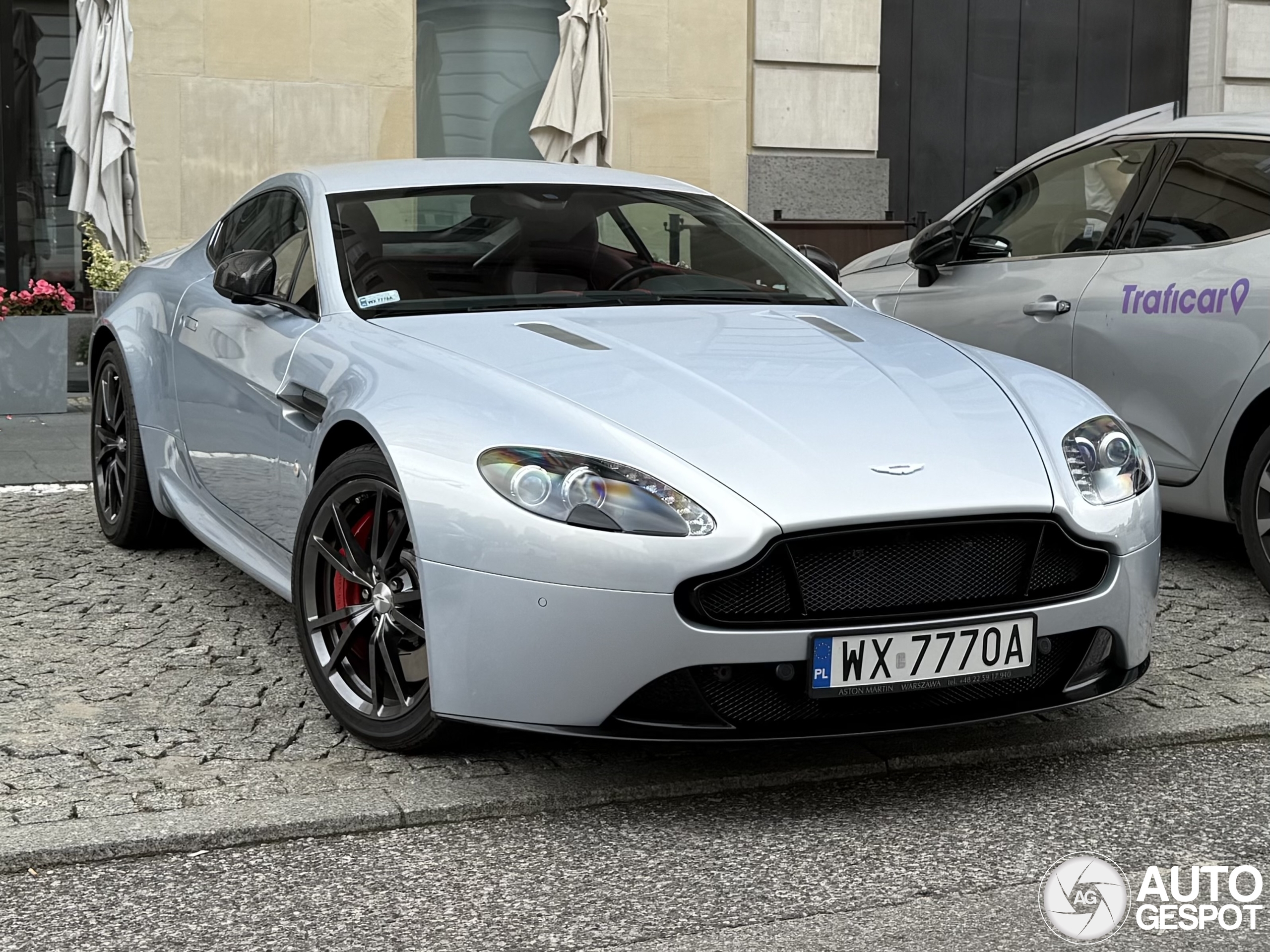Aston Martin V8 Vantage S