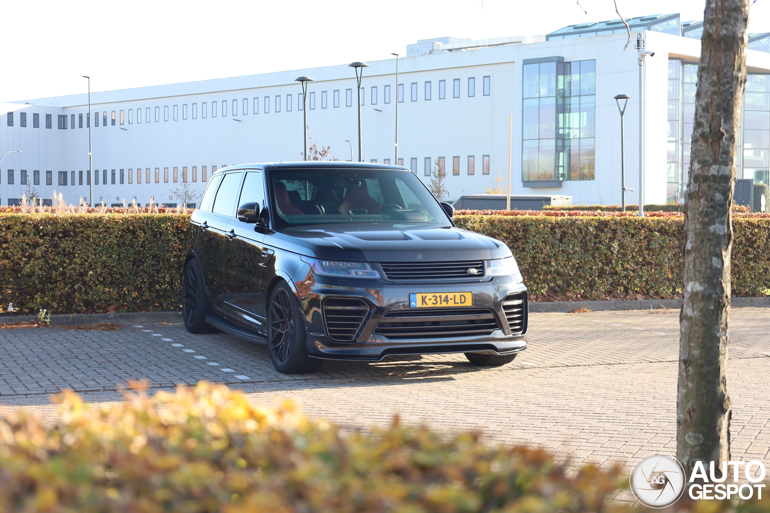 Land Rover Urban Edition Land Rover Urban Range Rover Sport SVR 2018 Carbon Edition - 11 ...