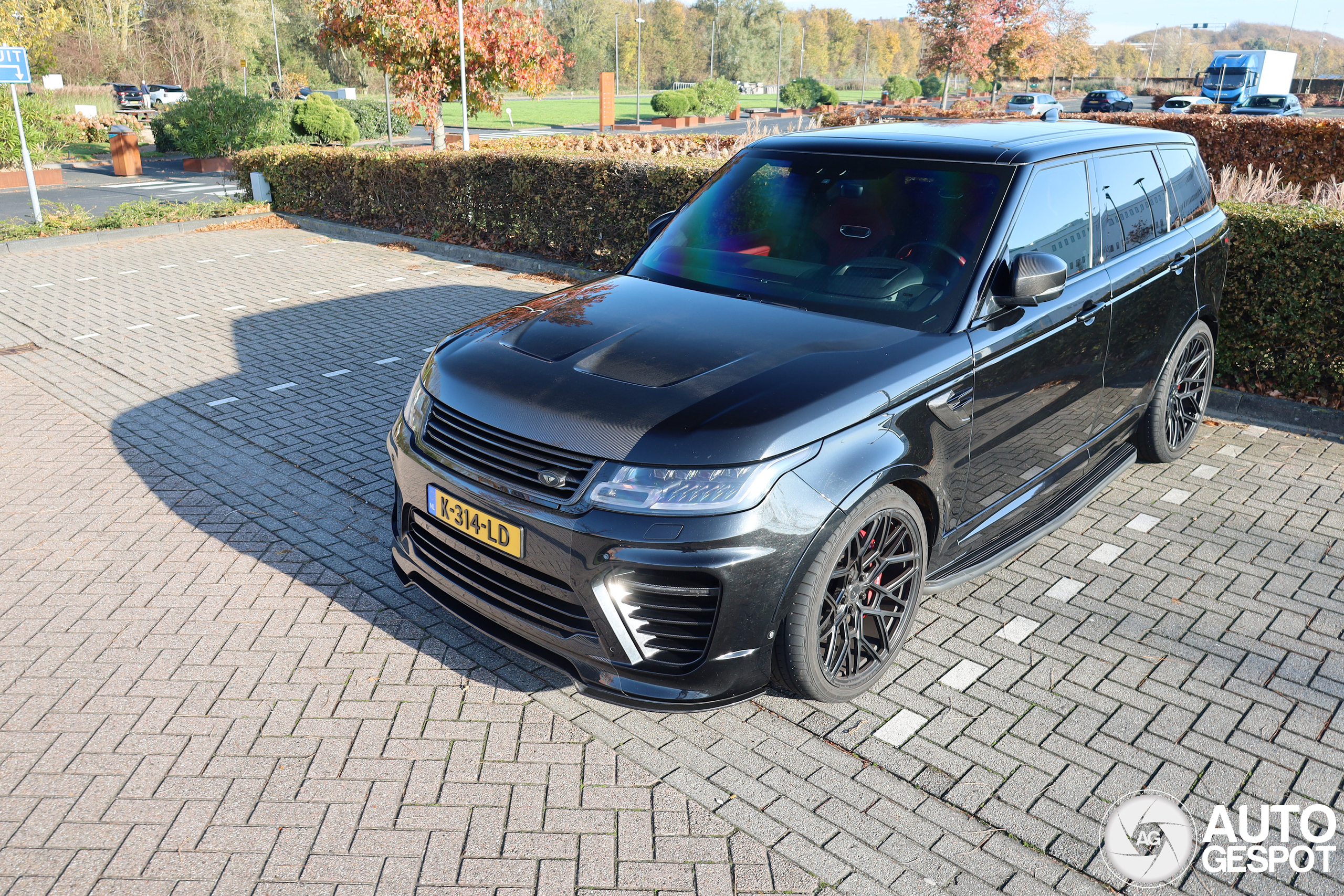 Land Rover Urban Edition Land Rover Urban Range Rover Sport SVR 2018 Carbon Edition - 11 ...