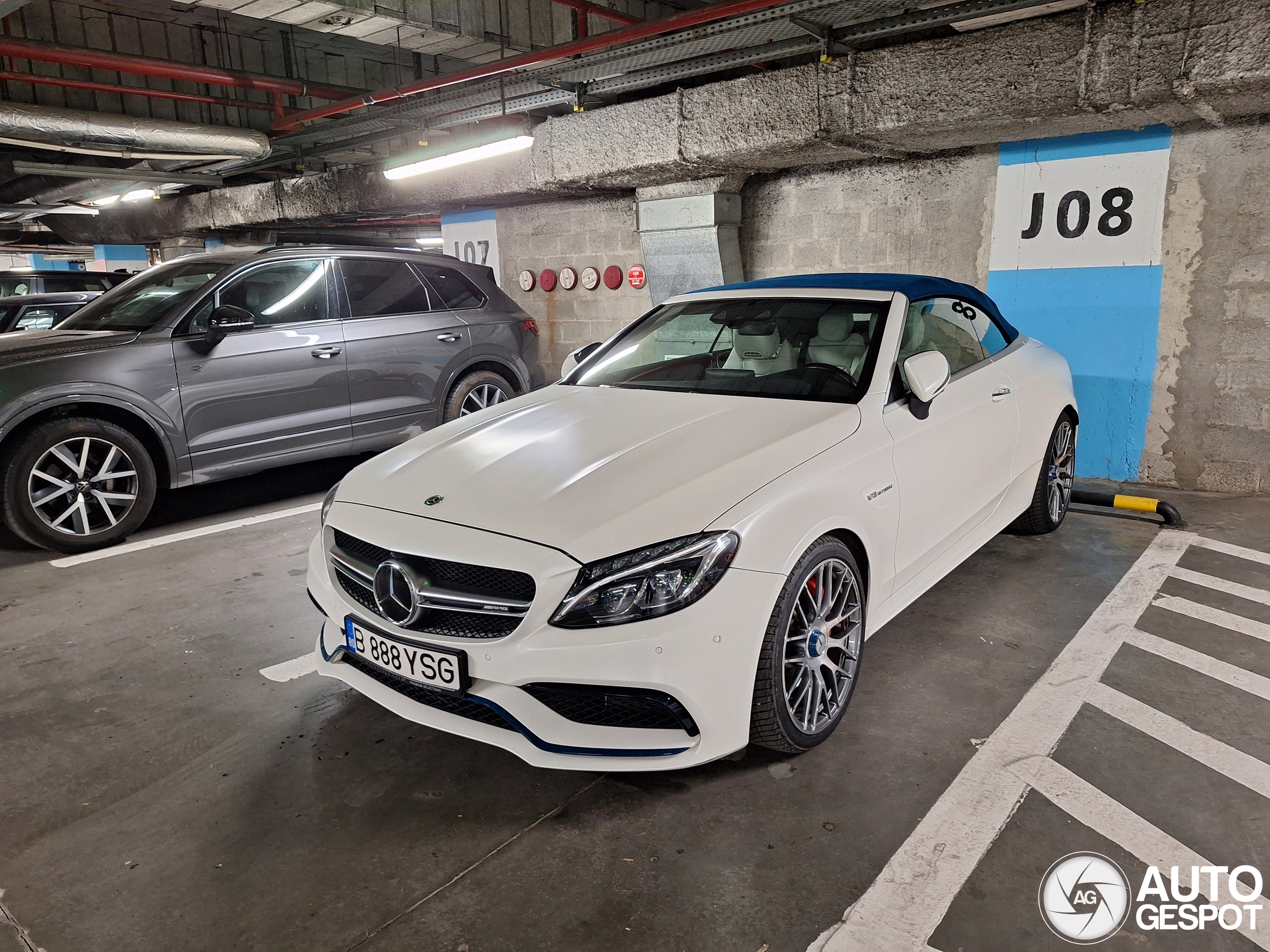 Mercedes-AMG C 63 S Convertible A205 Ocean Blue Edition