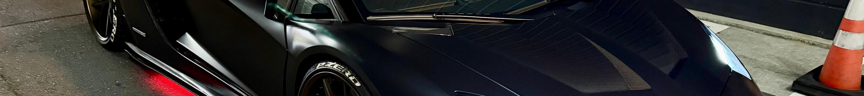 Lamborghini Aventador S LP740-4 Roadster