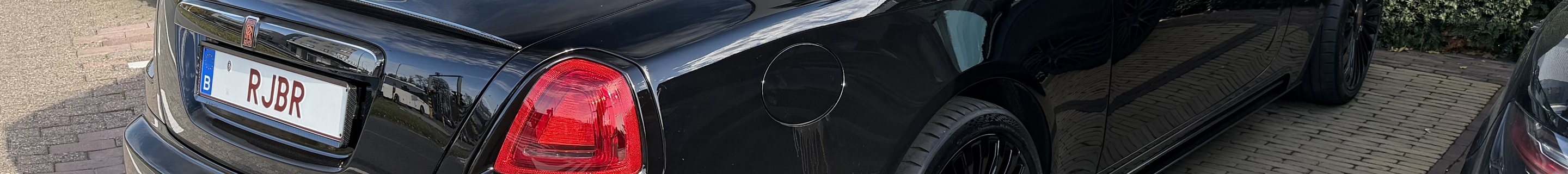 Rolls-Royce Dawn Black Badge Mansory