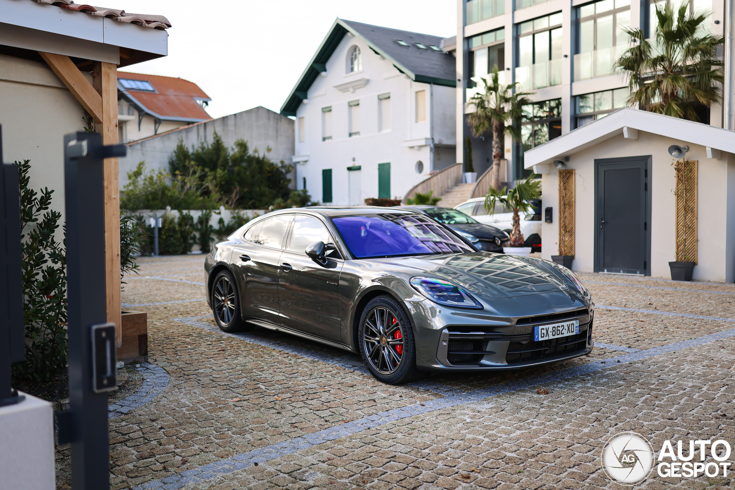 Porsche 972 Panamera Turbo E-Hybrid