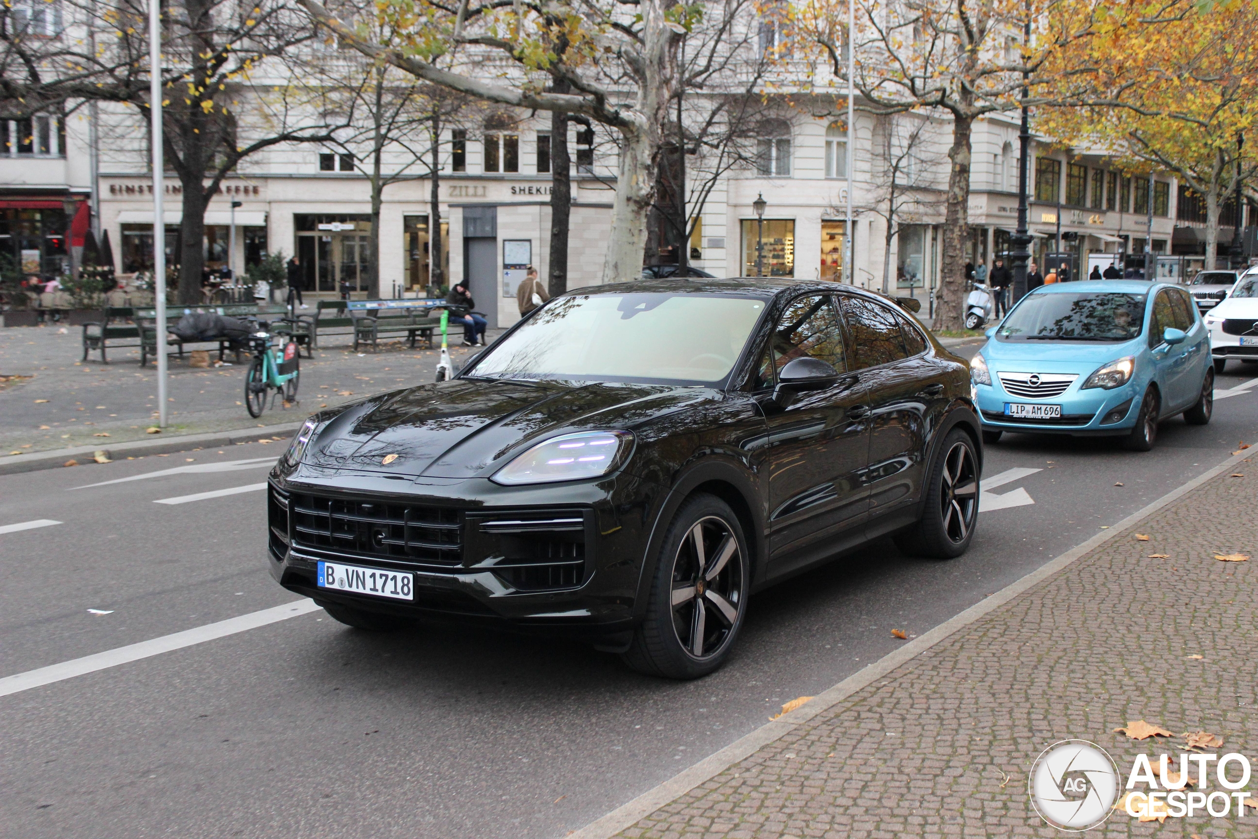 Porsche Cayenne Coupé Turbo E-Hybrid