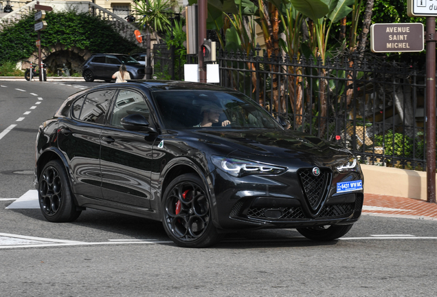 Alfa Romeo Stelvio Quadrifoglio 2023