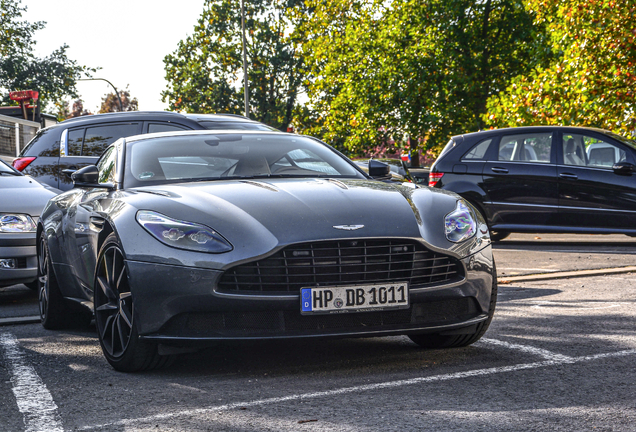 Aston Martin DB11