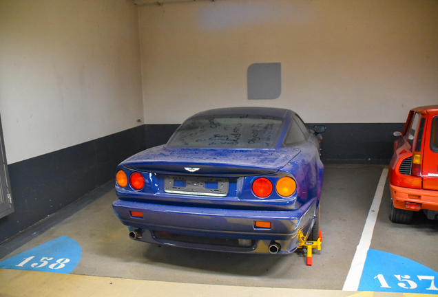 Aston Martin V8 Vantage 1994-1999