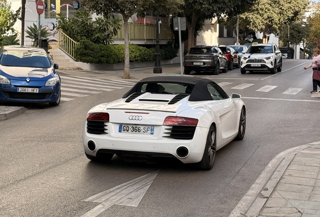 Audi R8 V8 Spyder 2013