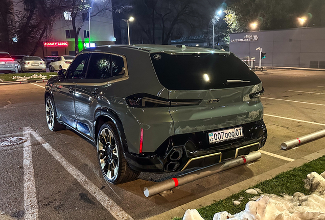 BMW XM G09