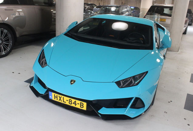 Lamborghini Huracán LP640-4 EVO