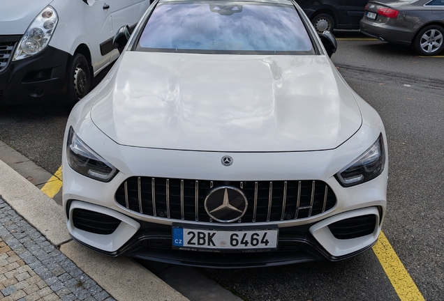 Mercedes-AMG GT 63 S X290