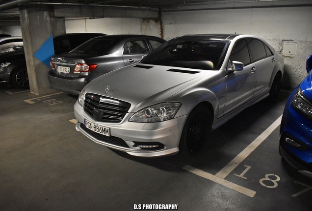 Mercedes-Benz S 63 AMG W221 2010