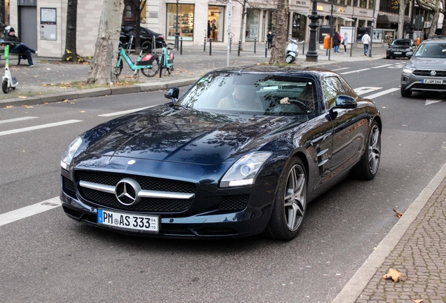 Mercedes-Benz SLS AMG