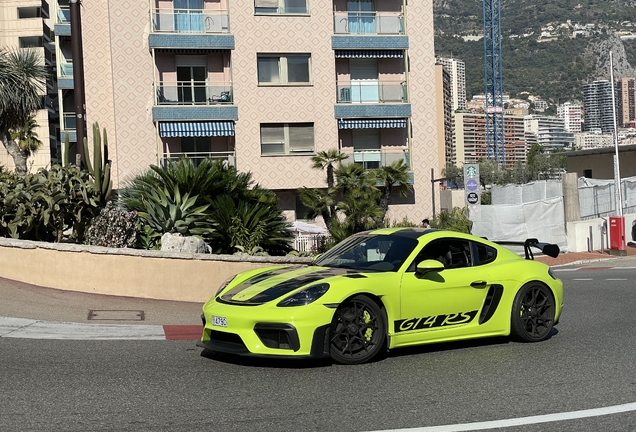 Porsche 718 Cayman GT4 RS Weissach Package