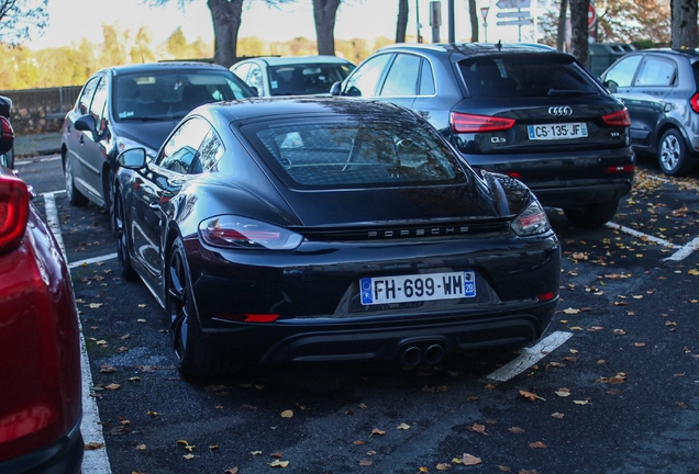 Porsche 718 Cayman S