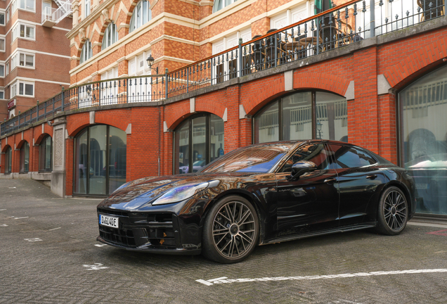 Porsche 972 Panamera Turbo S E-Hybrid