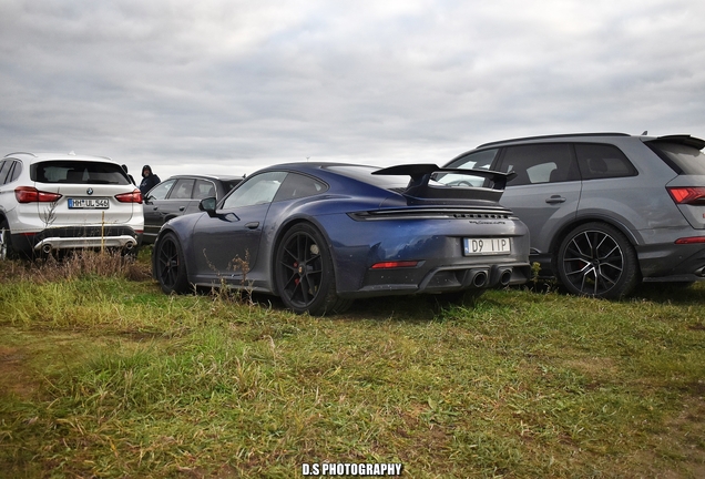 Porsche 992 Carrera 4 GTS MkII