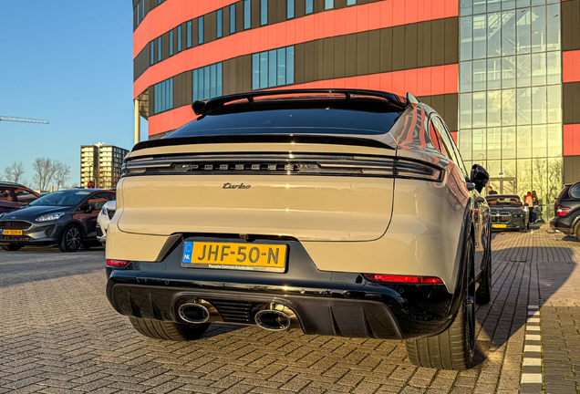 Porsche Cayenne Coupé Turbo E-Hybrid