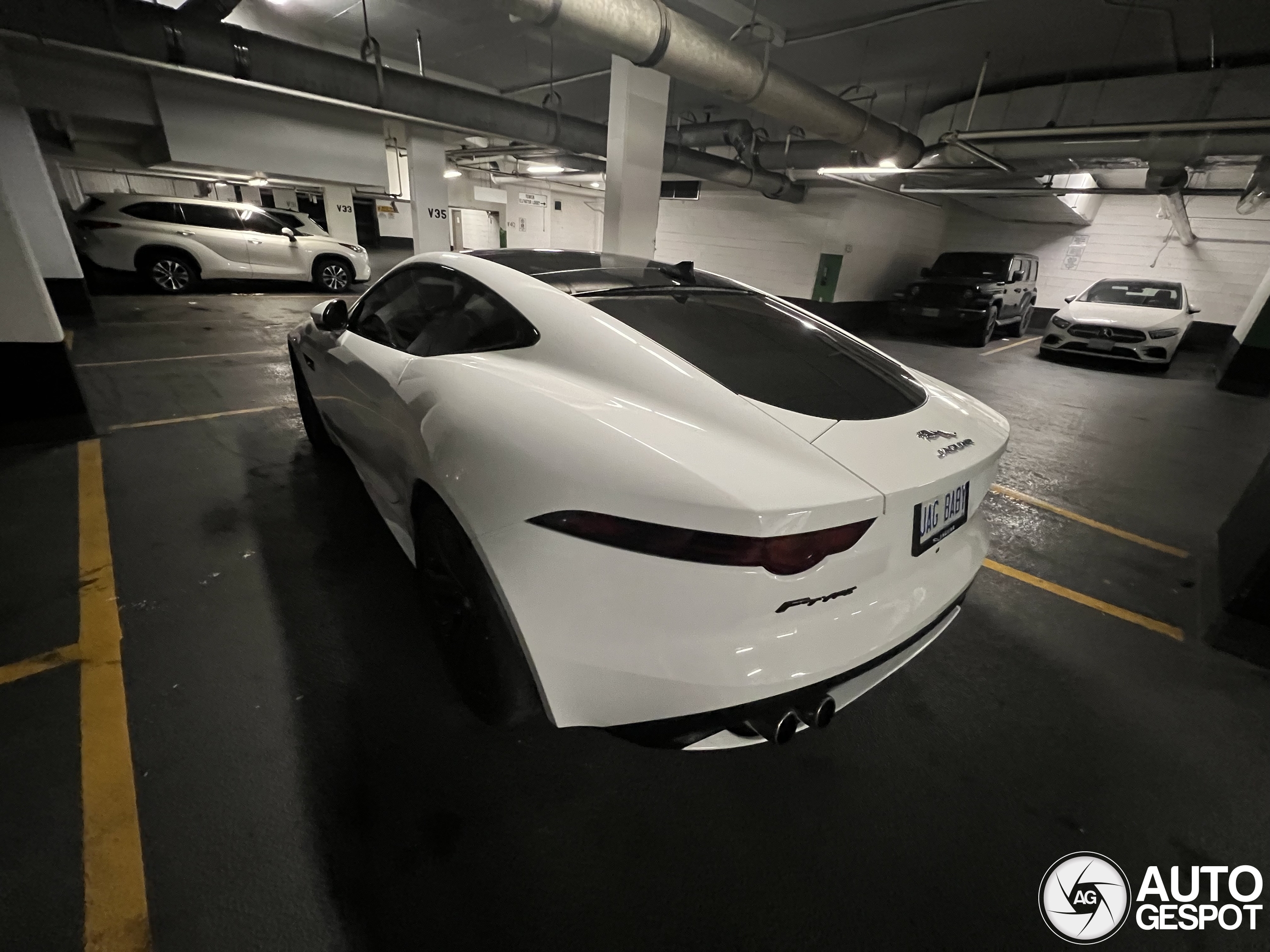 Jaguar F TYPE R Coupé 2017 12 November 2025 Autogespot
