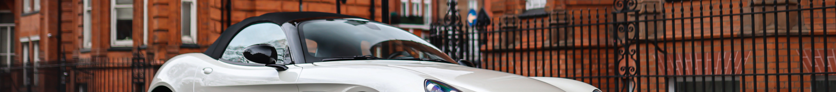 Alfa Romeo 8C Spider