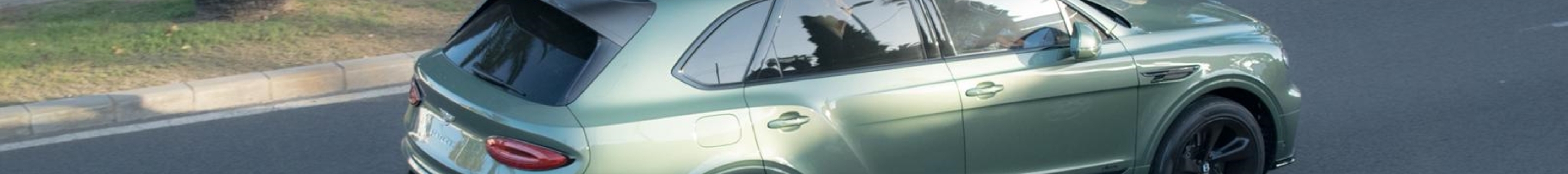 Bentley Bentayga Azure