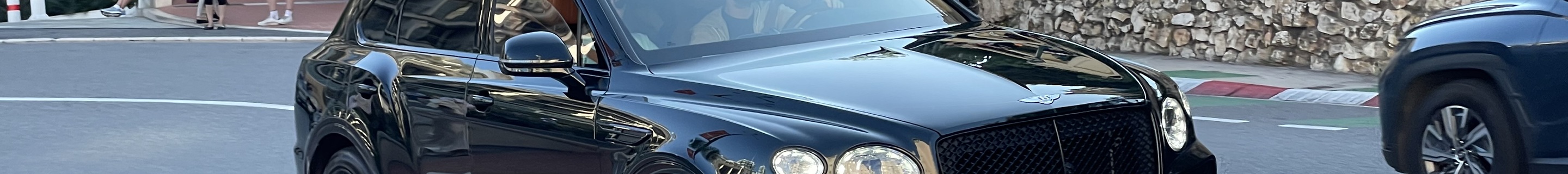 Bentley Bentayga V8 2021