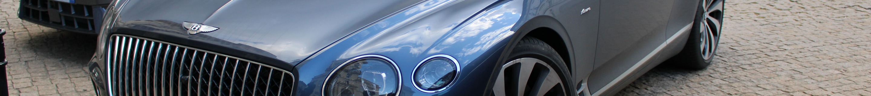 Bentley Continental GT V8 Azure 2024