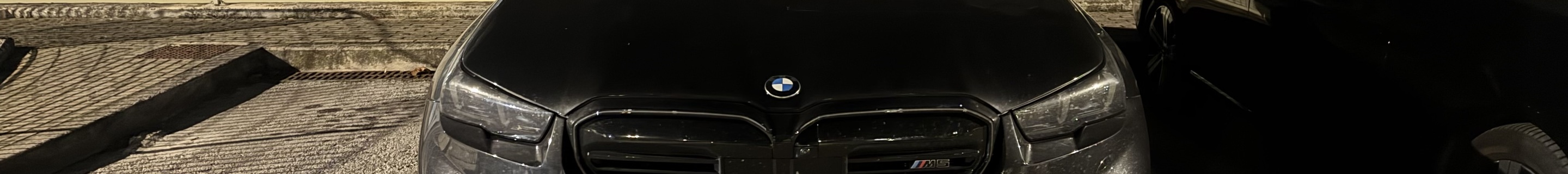 BMW M5 G90