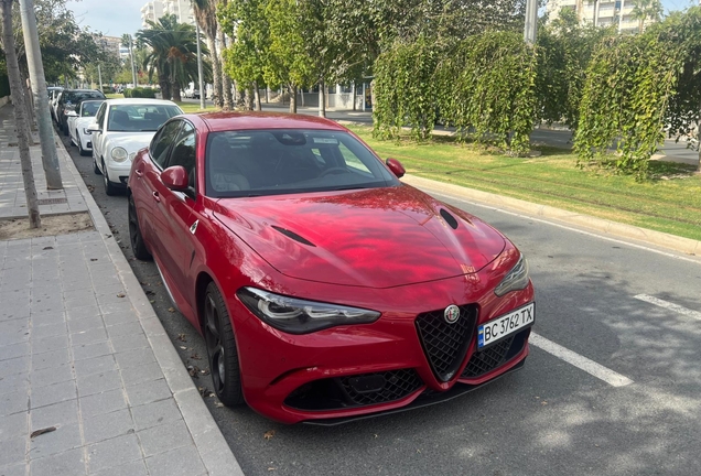 Alfa Romeo Giulia Quadrifoglio 2023
