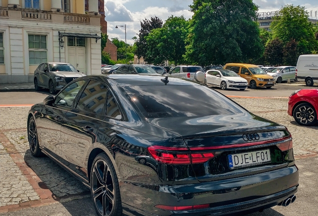 Audi S8 D5