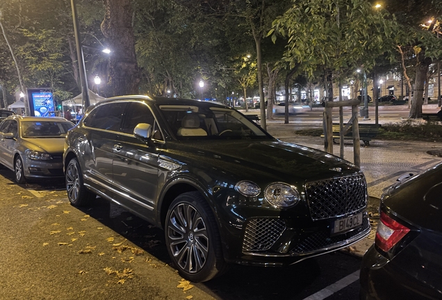 Bentley Bentayga EWB Mulliner