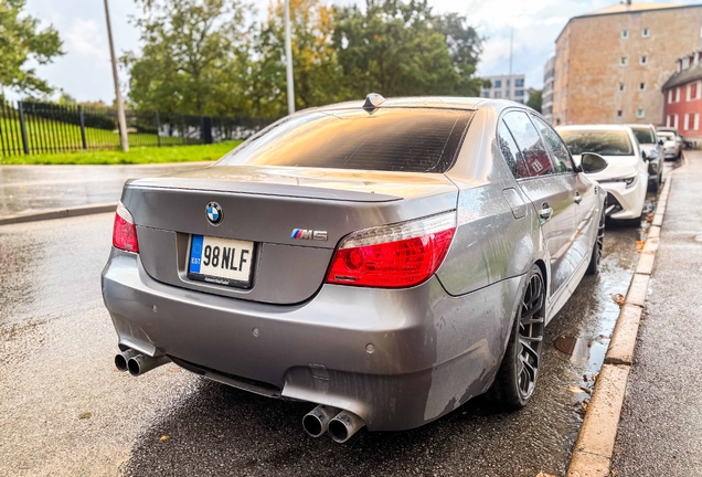 BMW M5 E60 2007